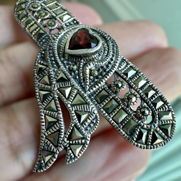 VTG Art Deco Pin Brooch 2" Red Garnet‎ Heart Gem Marcasite 925 Sterling 7.2g - Picture 4 of 9